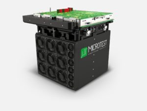 Xenon rileva il controllo dei sistemi di collaudo per microchip di Microtest
